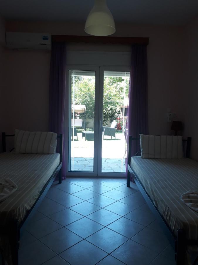 Elena Rooms-Apartments Asprovalta Esterno foto