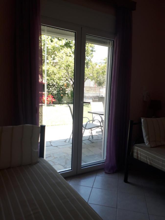 Elena Rooms-Apartments Asprovalta Esterno foto