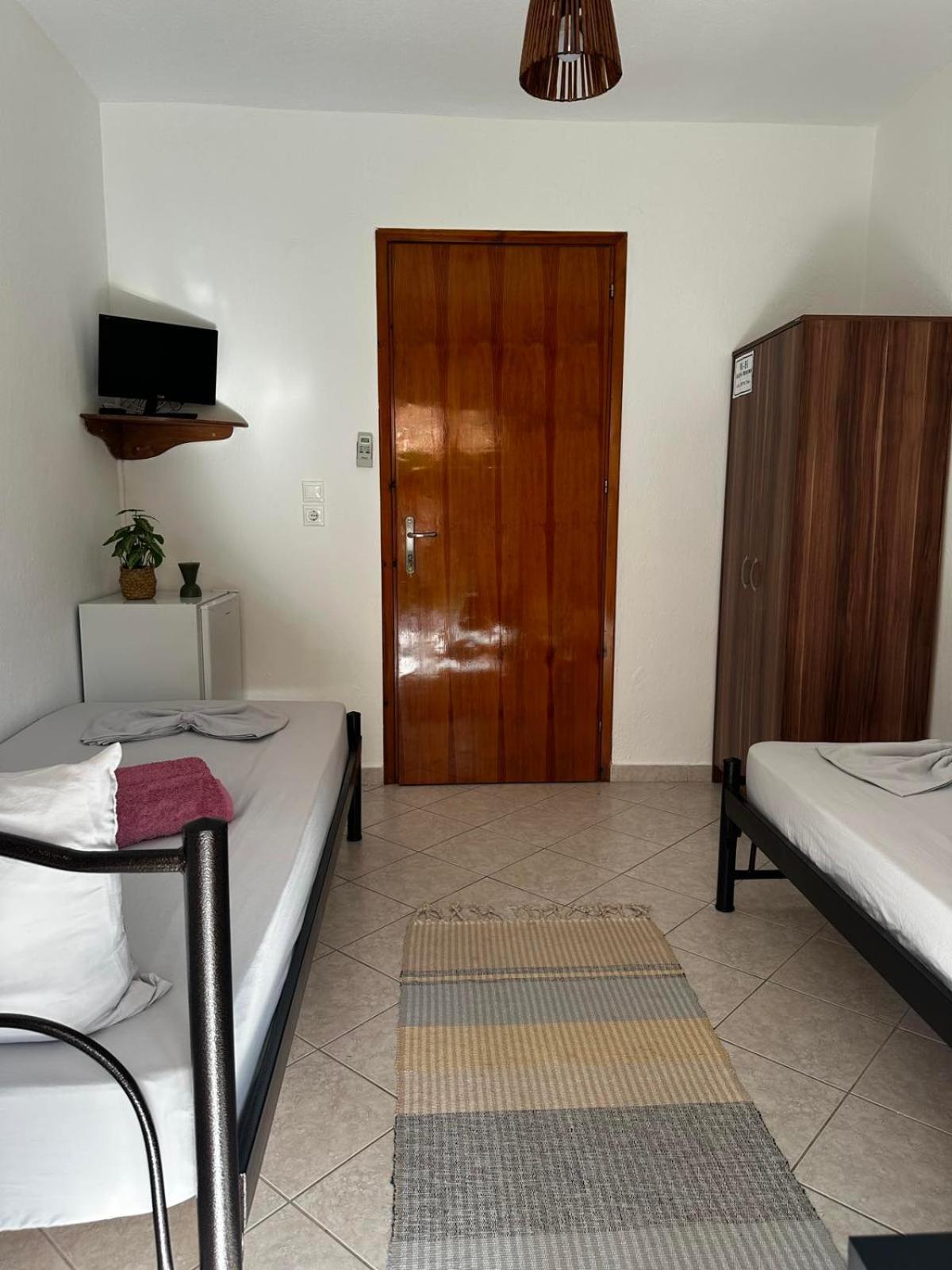 Elena Rooms-Apartments Asprovalta Esterno foto