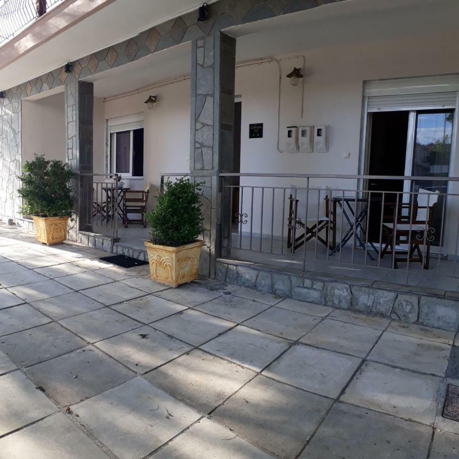 Elena Rooms-Apartments Asprovalta Esterno foto